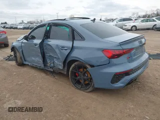 2024 Audi RS 3 z VIN WUAG4DGY8RA901259, wystawiony jako IAAI lot #41959150 z przebiegiem 13 414 mil mil oraz . Historia ofert i sprzedaży dostępna na DreamBid. Obrazek 3.