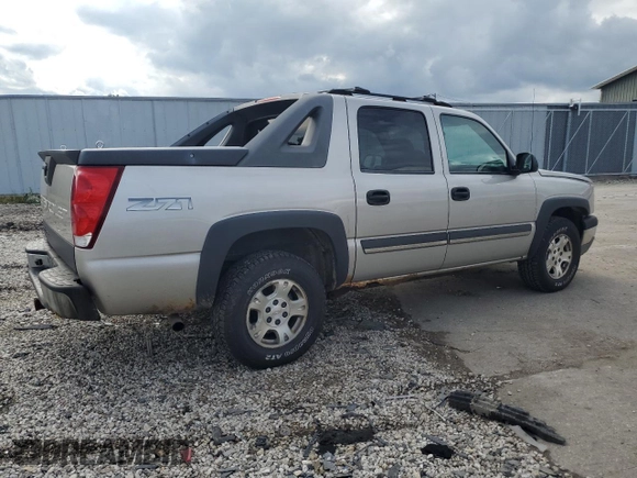 2004 Chevrolet Avalanche Z71 with VIN 3GNEK12T14G243631, listed as a Copart auction lot 67599194 with 142,422 mi miles and Clean Title. Bid and sale history available at carsss.com. Image 3.