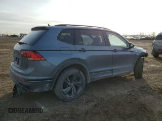 2024 Volkswagen Tiguan SE R-Line Black z VIN 3VV8B7AX8RM136714, wystawiony jako Copart lot #50587005 z przebiegiem Nie podano mil oraz Szkoda całkowita • Salvage title. Historia ofert i sprzedaży dostępna na DreamBid. Obrazek 3.
