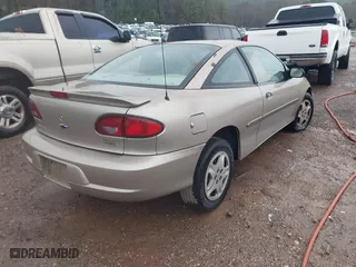 2000 Chevrolet Cavalier with VIN 1G1JC1246Y7249481, listed as a IAAI auction lot 41563445 with 1 mi miles. Bid and sale history available at carsss.com. Image 6.