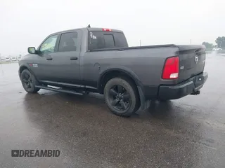 2016 Ram 1500 Outdoorsman z VIN 1C6RR7TM0GS388972, wystawiony jako IAAI lot #42403917 z przebiegiem 225 592 mil mil oraz . Historia ofert i sprzedaży dostępna na DreamBid. Obrazek 3.