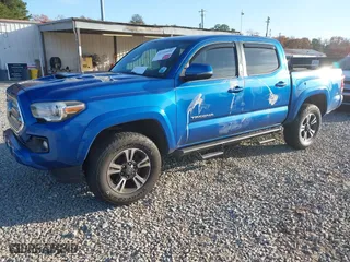 2017 Toyota Tacoma SR5 with VIN 3TMAZ5CN4HM026723, listed as a IAAI auction lot 41135895 with 154,875 mi miles. Bid and sale history available at carsss.com. Image 18.