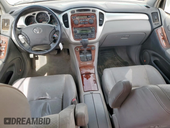 2007 Toyota Highlander w/3rd Row with VIN JTEDP21A270131839, listed as a Copart auction lot 56636495 with 205,488 mi miles and Salvage title. Bid and sale history available at DreamBid. Image 8.