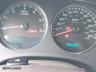 2009 Chevrolet Silverado 1500 LTZ with VIN 3GCEK33MX9G111454, listed as a IAAI auction lot 41148492 with 303,878 mi miles. Bid and sale history available at carsss.com. Image 15.