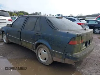 1993 Saab 9000 z VIN YS3CK65B1P1029962, wystawiony jako IAAI lot #41840965 z przebiegiem Nie podano mil oraz . Historia ofert i sprzedaży dostępna na DreamBid. Obrazek 3.