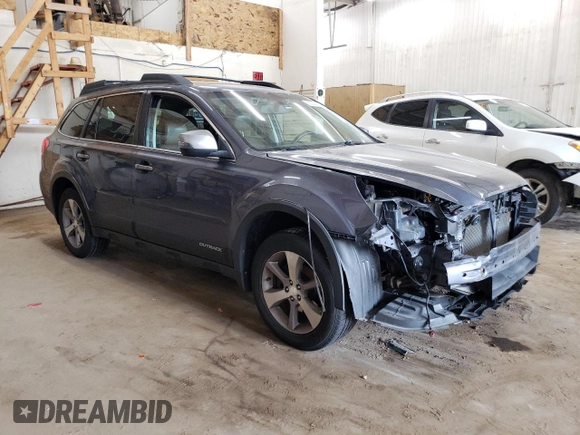 2014 Subaru Outback 2.5i Limited with VIN 4S4BRCPC6E3290309, listed as a Copart auction lot 62225284 with 135,599 mi miles and Salvage Title. Bid and sale history available at carsss.com. Image 4.