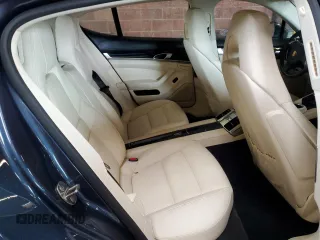 2014 Porsche Panamera z VIN WP0AA2A79EL009679, wystawiony jako Copart lot #49444915 z przebiegiem 80 908 mil mil oraz Szkody całkowita. Historia ofert i sprzedaży dostępna na DreamBid. Obrazek 10.