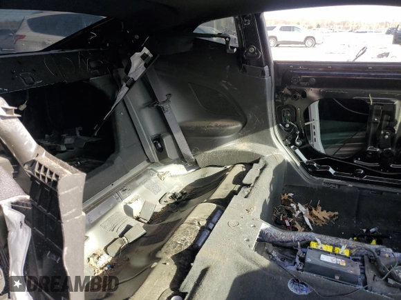 2018 Chevrolet Camaro 2SS z VIN 1G1FH1R78J0175017, wystawiony jako Copart lot #52589425 z przebiegiem Nie podano mil oraz Szkody całkowita. Historia ofert i sprzedaży dostępna na DreamBid. Obrazek 10.