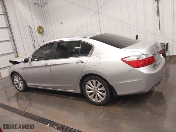 2015 Honda Accord Sedan EX-L with VIN 1HGCR2F86FA008393, listed as a IAAI auction lot 41877301 with 148,383 mi miles. Bid and sale history available at carsss.com. Image 15.