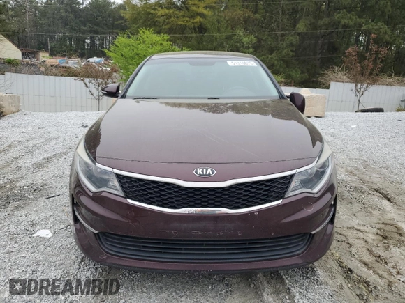 2016 Kia Optima LX z VIN 5XXGT4L3XGG025113, wystawiony jako Copart lot #51310875 z przebiegiem 188 415 mil mil oraz Szkoda całkowita • Salvage title. Historia ofert i sprzedaży dostępna na DreamBid. Obrazek 5.