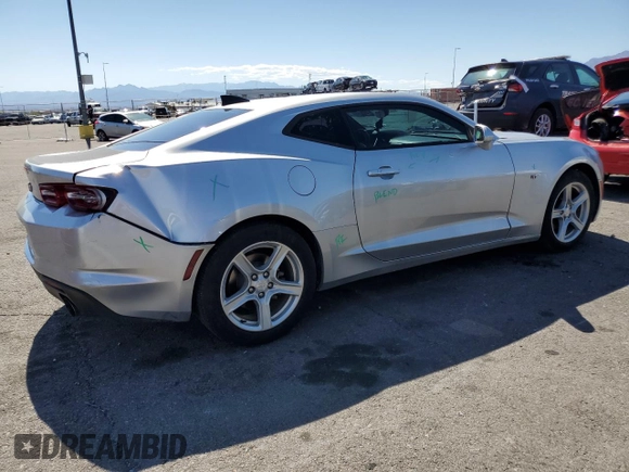2019 Chevrolet Camaro 1LT z VIN 1G1FB1RX5K0134363, wystawiony jako Copart lot #56253715 z przebiegiem 83 194 mil mil oraz Szkoda całkowita • Salvage title. Historia ofert i sprzedaży dostępna na DreamBid. Obrazek 3.