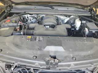 2015 Chevrolet Suburban LT z VIN 1GNSKJKC2FR744694, wystawiony jako Copart lot #56769735 z przebiegiem 125 944 mil mil oraz Szkoda całkowita • Salvage title. Historia ofert i sprzedaży dostępna na DreamBid. Obrazek 12.