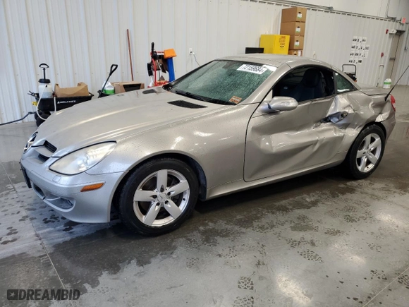2006 Mercedes-Benz SLK-Class 3.0L with VIN WDBWK54F66F117277, listed as a Copart auction lot 83677714 with 117,018 mi miles and Salvage Title. Bid and sale history available at carsss.com. Image 1.