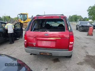 2002 Ford Explorer XLT с VIN 1FMZU73E82ZB94069, выставлен на аукционе IAAI как лот 42525853 с пробегом 143 036 миль миль и . История ставок и продаж доступна на DreamBid. Изображение 16.