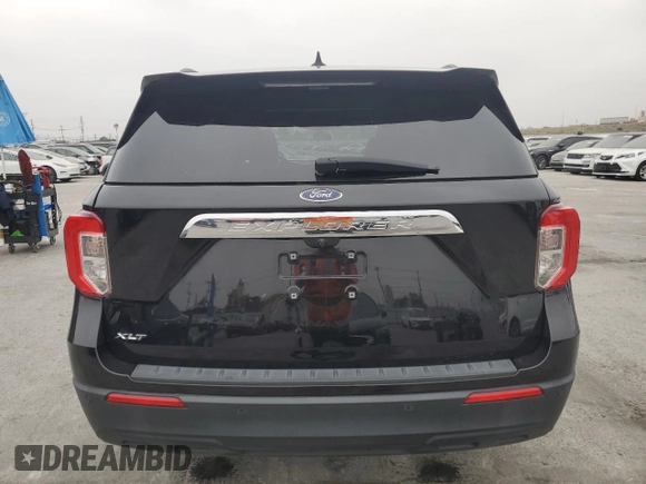2022 Ford Explorer XLT with VIN 1FMSK7DH9NGB75398, listed as a Copart auction lot 54397385 with 18,333 mi miles and Clean Title. Bid and sale history available at carsss.com. Image 6.