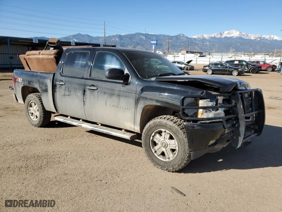 2010 Chevrolet Silverado 1500 LT with VIN 3GCRKSE37AG179635, listed as a Copart auction lot 48723355 with 154,145 mi miles and Salvage Title. Bid and sale history available at carsss.com. Image 4.