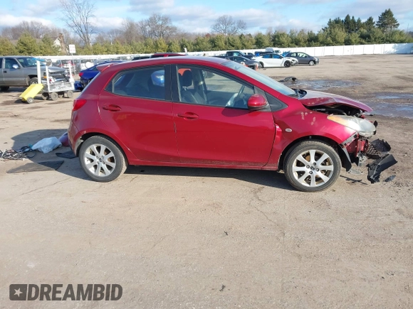 2014 Mazda 2 Touring z VIN JM1DE1LYXE0174756, wystawiony jako IAAI lot #41192740 z przebiegiem 149 948 mil mil oraz . Historia ofert i sprzedaży dostępna na DreamBid. Obrazek 14.