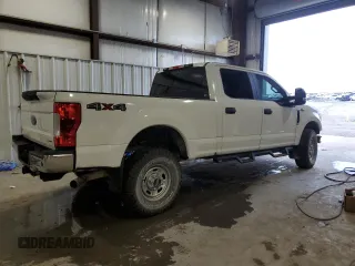 2019 Ford F-250 XL z VIN 1FT7W2B60KEF25754, wystawiony jako Copart lot #58738655 z przebiegiem 102 684 mil mil oraz Czysty tytuł • Clean title. Historia ofert i sprzedaży dostępna na DreamBid. Obrazek 3.