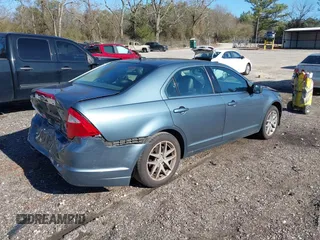 2011 Ford Fusion SEL with VIN 3FAHP0JG9BR131298, listed as a IAAI auction lot 41747976 with 169,000 mi miles. Bid and sale history available at carsss.com. Image 4.