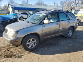 2000 Lexus RX 300 with VIN JT6HF10U4Y0138816, listed as a Copart auction lot 46638325 with 228,906 mi miles and Salvage Title. Bid and sale history available at carsss.com. Image 1.