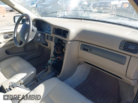1999 Volvo S70 z VIN YV1LS56D4X2567657, wystawiony jako IAAI lot #41383089 z przebiegiem Nie podano mil oraz . Historia ofert i sprzedaży dostępna na DreamBid. Obrazek 5.