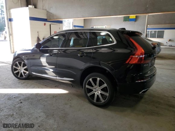 2021 Volvo XC60 Inscription with VIN YV4102RL7M1860861, listed as a Copart auction lot 43259385 with 40,047 mi miles and Salvage Title. Bid and sale history available at carsss.com. Image 2.