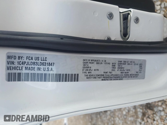 2020 Jeep Cherokee Limited with VIN 1C4PJLDB3LD631847, listed as a Copart auction lot 58778425 with 83,917 mi miles and Salvage title. Bid and sale history available at DreamBid. Image 13.