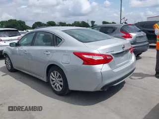 2016 Nissan Altima S z VIN 1N4AL3AP7GN349989, wystawiony jako IAAI lot #42074440 z przebiegiem 123 059 mil mil oraz . Historia ofert i sprzedaży dostępna na DreamBid. Obrazek 14.