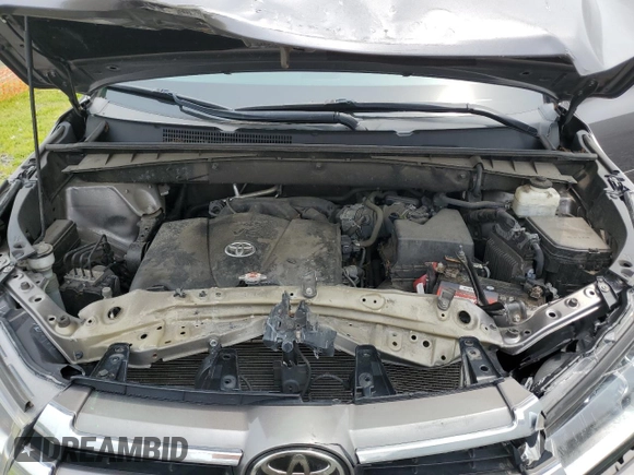 2018 Toyota Highlander Limited with VIN 5TDDZRFH9JS817037, listed as a Copart auction lot 60607945 with 101,624 mi miles and Salvage title. Bid and sale history available at DreamBid. Image 12.