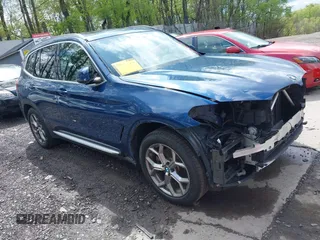 2020 BMW X3 xDrive30i z VIN 5UXTY5C0XL9D50400, wystawiony jako IAAI lot #42197545 z przebiegiem 46 467 mil mil oraz . Historia ofert i sprzedaży dostępna na DreamBid. Obrazek 1.