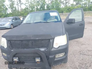 2007 Ford Explorer Sport Trac Limited z VIN 1FMEU33897UA05807, wystawiony jako IAAI lot #42451557 z przebiegiem 181 789 mil mil oraz . Historia ofert i sprzedaży dostępna na DreamBid. Obrazek 6.