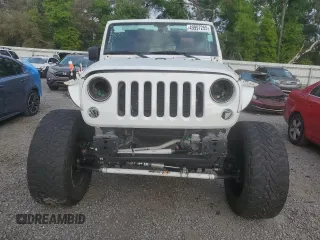 2016 Jeep Wrangler Unlimited Sport with VIN 1C4HJWDG1GL185985, listed as a Copart auction lot 49997255 with 144,549 mi miles and Salvage title. Bid and sale history available at DreamBid. Image 5.