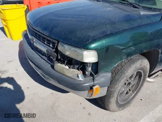 2001 Chevrolet Silverado 1500 LS with VIN 2GCEC19T511157237, listed as a IAAI auction lot 41437720 with 1 mi miles. Bid and sale history available at carsss.com. Image 16.
