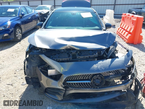 2021 Mercedes-Benz A 220 z VIN W1K3G4FB9MJ305107, wystawiony jako IAAI lot #42017175 z przebiegiem 40 256 mil mil oraz . Historia ofert i sprzedaży dostępna na DreamBid. Obrazek 6.