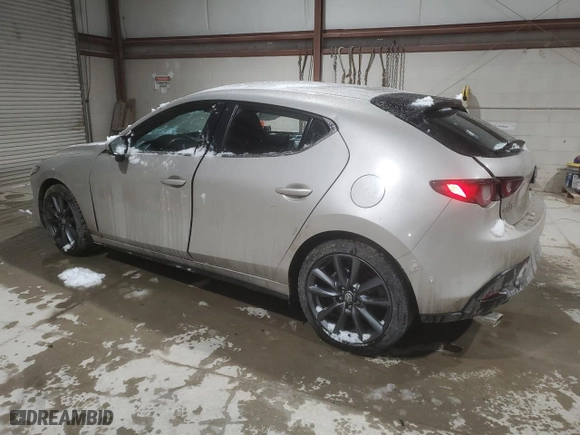 2022 Mazda Mazda3 Hatchback Select with VIN JM1BPAKL9N1520961, listed as a Copart auction lot 88283515 with 28,205 mi miles and Salvage Title. Bid and sale history available at carsss.com. Image 2.