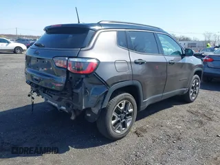 2018 Jeep Compass Trailhawk with VIN 3C4NJDDB5JT316326, listed as a IAAI auction lot 41940801 with 111,941 mi miles and . Bid and sale history available at carsss.com. Image 4.