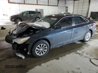 2016 Toyota Camry XLE with VIN 4T1BF1FK1GU247774, listed as a Copart auction lot 45886995 with 135,226 mi miles and Salvage Title. Bid and sale history available at carsss.com. Image 1.
