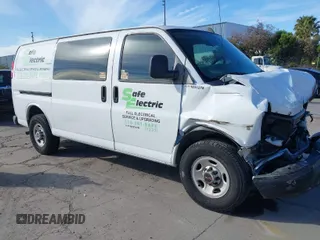 2016 GMC Savana Cargo with VIN 1GTW7AFF5G1159706, listed as a IAAI auction lot 42018527 with 103,497 mi miles. Bid and sale history available at carsss.com. Image 1.