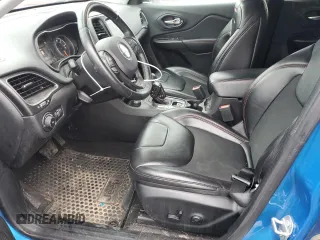 2019 Jeep Cherokee Trailhawk with VIN 1C4PJMBX7KD308842, listed as a Copart auction lot 59807225 with 65,908 mi miles and Clean title. Bid and sale history available at DreamBid. Image 7.
