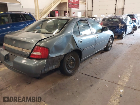 2000 Nissan Altima XE with VIN 1N4DL01D4YC185986, listed as a IAAI auction lot 41831774 with 217,044 mi miles. Bid and sale history available at carsss.com. Image 4.