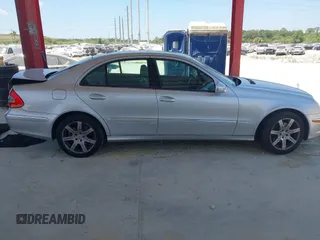 2007 Mercedes-Benz E 350 with VIN WDBUF87X87X223405, listed as a IAAI auction lot 42130506 with 111,028 mi miles and . Bid and sale history available at DreamBid. Image 12.