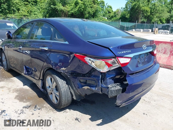2012 Hyundai Sonata Limited z VIN 5NPEC4AC2CH382097, wystawiony jako IAAI lot #42276727 z przebiegiem 135 808 mil mil oraz . Historia ofert i sprzedaży dostępna na DreamBid. Obrazek 6.