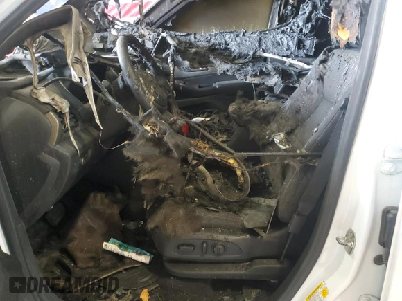 2021 Chevrolet Traverse LT Cloth z VIN 1GNEVGKW9MJ105094, wystawiony jako Copart lot #82088144 z przebiegiem Nie podano mil oraz Nie do naprawy • Non repairable. Historia ofert i sprzedaży dostępna na DreamBid. Obrazek 7.