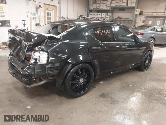 2010 Dodge Avenger SXT with VIN 1B3CC4FB8AN119344, listed as a IAAI auction lot 41844694 with 124,839 mi miles and . Bid and sale history available at DreamBid. Image 4.