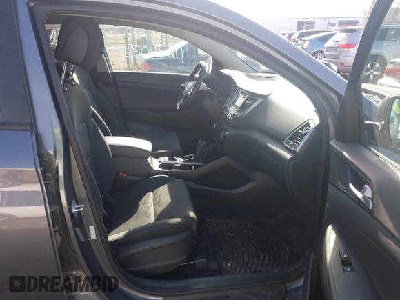 2017 Hyundai Tucson Limited z VIN KM8J3CA29HU408462, wystawiony jako IAAI lot #41674082 z przebiegiem 92 682 mil mil oraz . Historia ofert i sprzedaży dostępna na DreamBid. Obrazek 5.