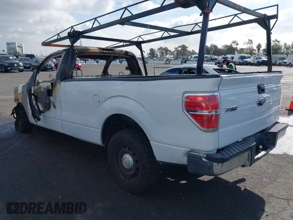 2012 Ford F-150 XL with VIN 1FTMF1CM5CKD99307, listed as a IAAI auction lot 40965877 with 1 mi miles. Bid and sale history available at carsss.com. Image 3.