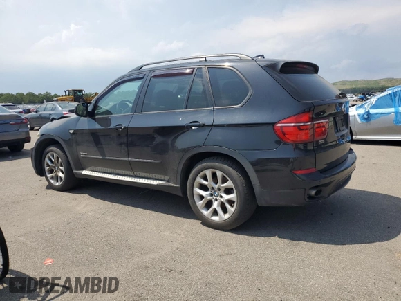 2012 BMW X5 35i z VIN 5UXZV4C55CL765391, wystawiony jako Copart lot #63816295 z przebiegiem 105 853 mil mil oraz Czysty tytuł • Clean title. Historia ofert i sprzedaży dostępna na DreamBid. Obrazek 2.
