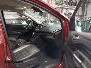 2016 Ford Escape Titanium with VIN 1FMCU9JX6GUB57497, listed as a IAAI auction lot 41375019 with 1 mi miles. Bid and sale history available at carsss.com. Image 5.