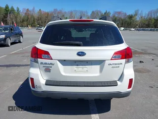 2014 Subaru Outback 2.5i Limited with VIN 4S4BRBPC9E3255693, listed as a IAAI auction lot 42134200 with 262,009 mi miles. Bid and sale history available at carsss.com. Image 16.