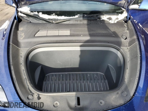 2020 Tesla Model Y Long Range z VIN 5YJYGDEE8LF029553, wystawiony jako Copart lot #51010665 z przebiegiem 42 877 mil mil oraz Szkoda całkowita • Salvage title. Historia ofert i sprzedaży dostępna na DreamBid. Obrazek 11.